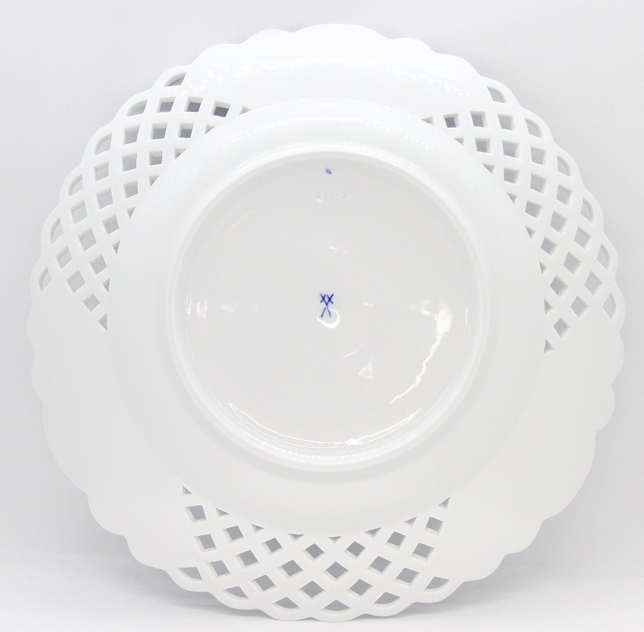 Meissen(マイセン) ブルーオニオン 透かし飾り皿 メッシュ プレート 29cm 800101/54804 - 安心保証・業界最安値の販売 福助